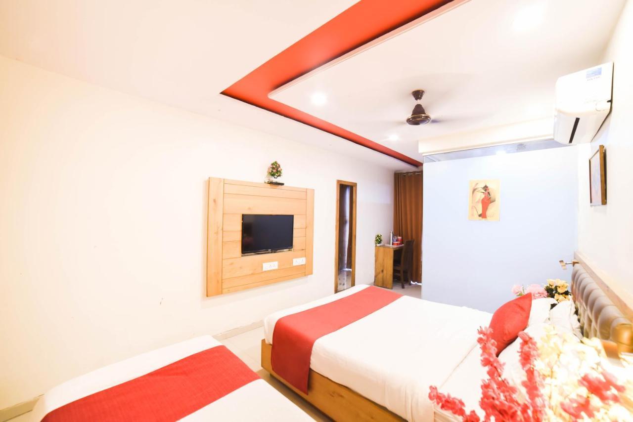 Hotel Grandeur-Near Mumbai International Airport Dış mekan fotoğraf