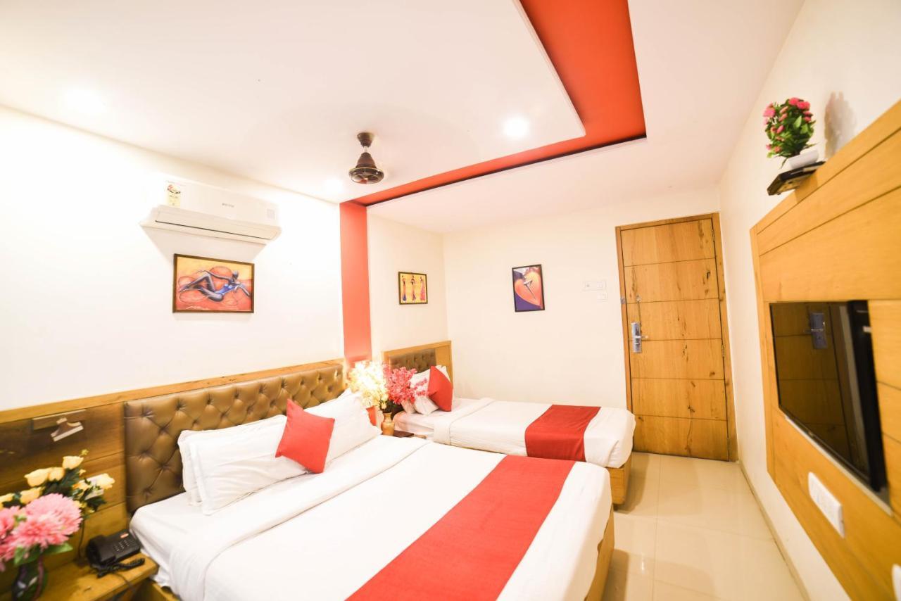 Hotel Grandeur-Near Mumbai International Airport Dış mekan fotoğraf