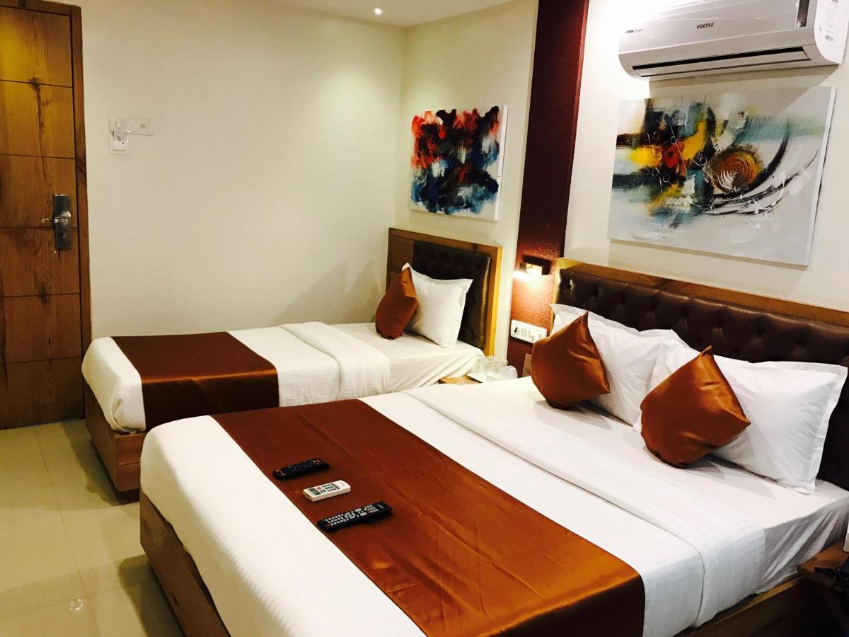 Hotel Grandeur-Near Mumbai International Airport Dış mekan fotoğraf