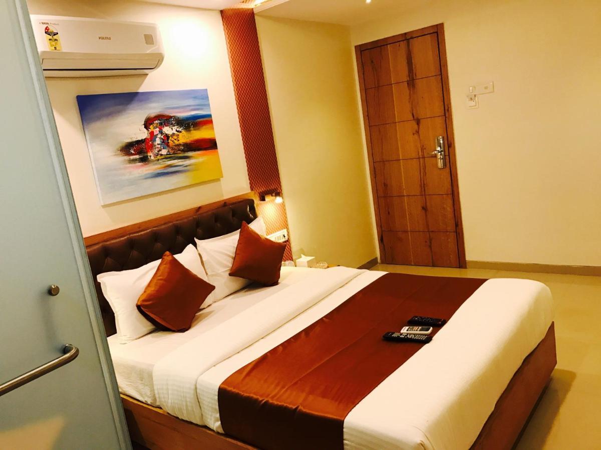 Hotel Grandeur-Near Mumbai International Airport Dış mekan fotoğraf