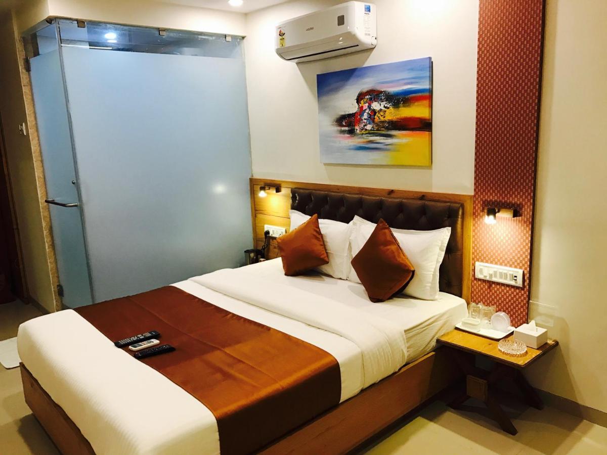Hotel Grandeur-Near Mumbai International Airport Dış mekan fotoğraf