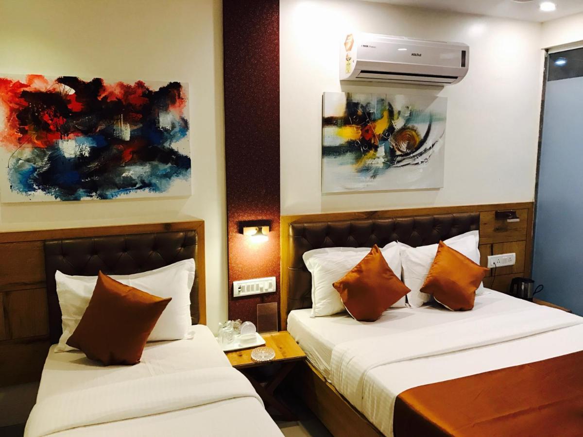 Hotel Grandeur-Near Mumbai International Airport Dış mekan fotoğraf